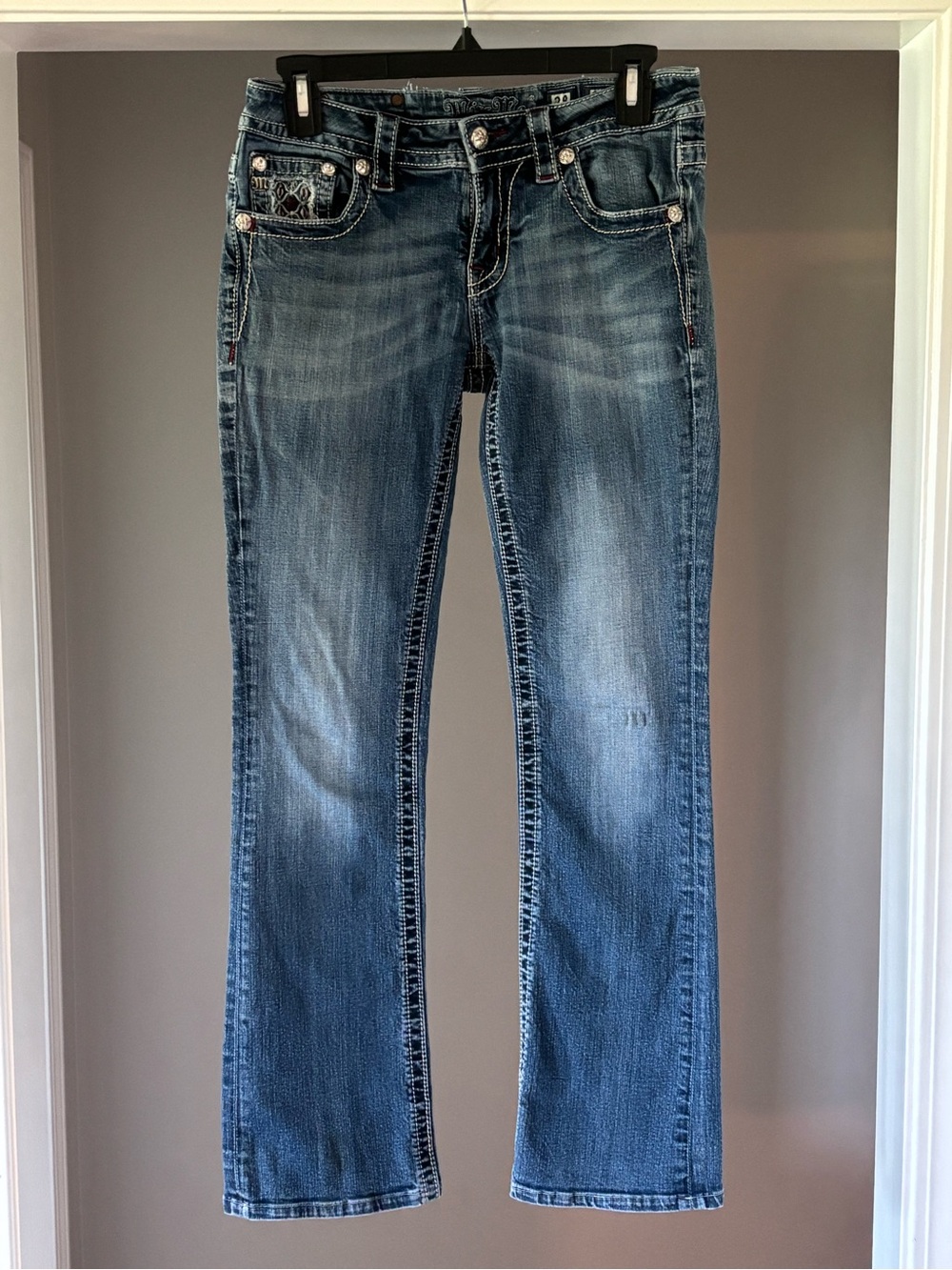 Miss Me Medium Wash Straight Leg Jeans Studded Pockets 28x29